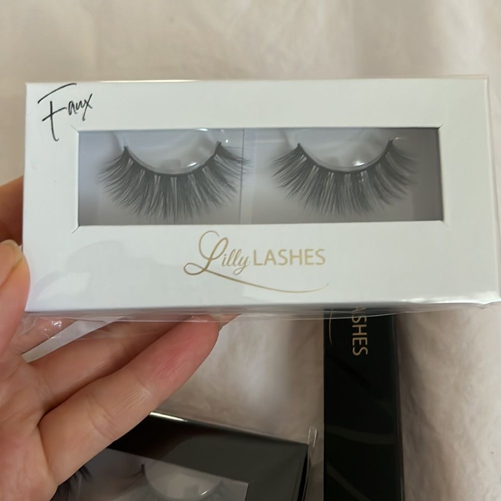 Lilly Lashes set - Picture 2 of 7